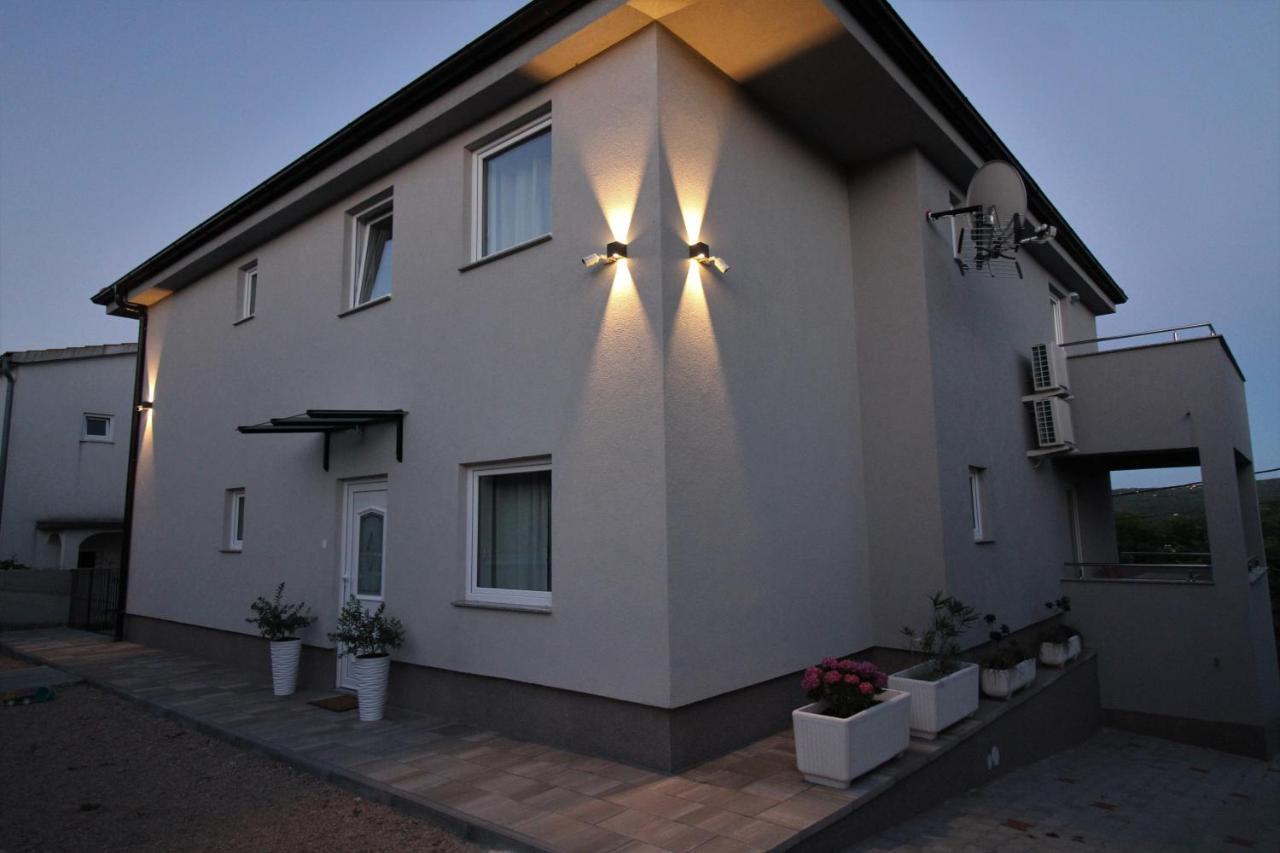 Apartments Klaudija Čižići المظهر الخارجي الصورة