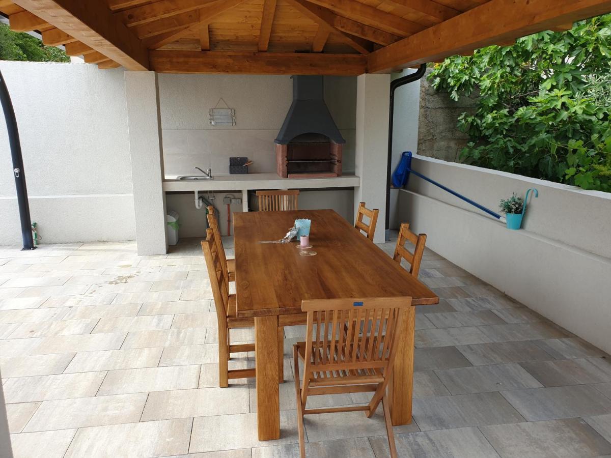 Apartments Klaudija Čižići المظهر الخارجي الصورة